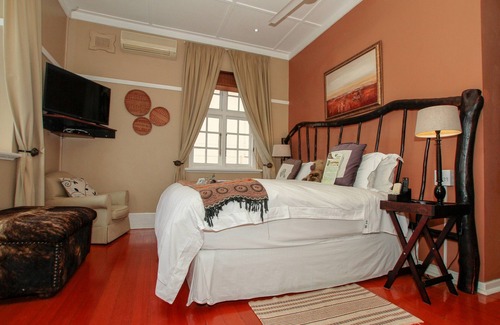 Essenwood Bed & Breakfast | Acorn B&B in Durban