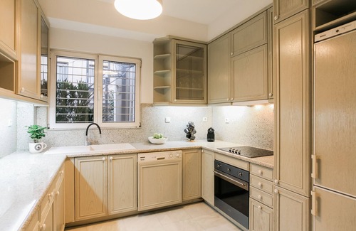 Plaka Apartment | Acropolis Veranda Residence, your home under the Acropolis