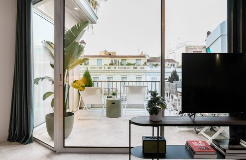 Plaka Apartment | Acropolis Veranda Residence, your home under the Acropolis