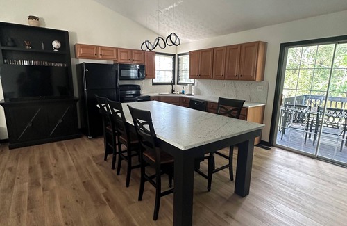 Adairsville House | Adairsville Charm