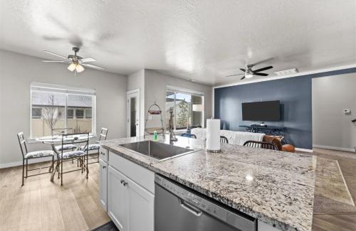 Meridian House | Adale