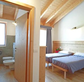 Ronco House | Adda Vegia