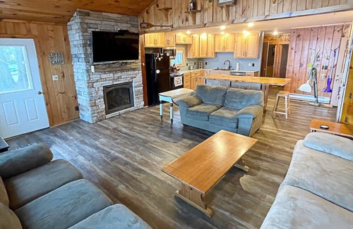 Brantingham House | Adirondack Lakefront - User friendly, great beach, full afternoon sun