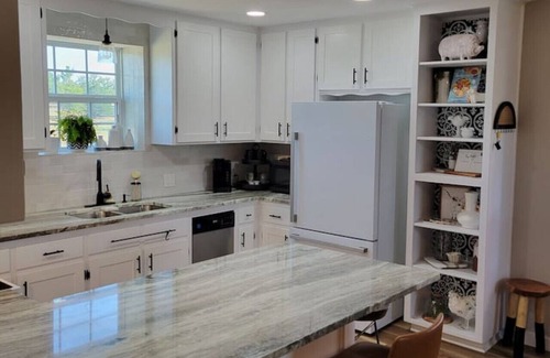 Rockdale House | Adjoining Suites|Country Deluxe Suite&Luxe Studio