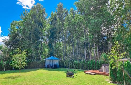 Augustow House | Adomki
