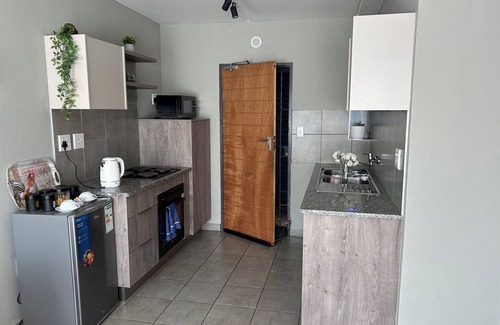 Pretoria Apartment | Adorable 1-bedroom apartment in the Eden of Pretoria