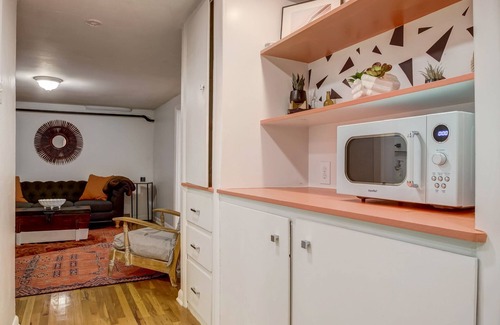 Sunnyside Condo | Adorable Apt in the Heart of LoHi Grill, W/D, Yard