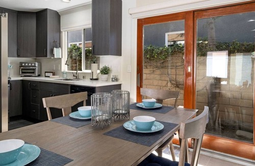 Oxnard Shores House | Adorable Family Friendly Beach Cottage in Oxnard