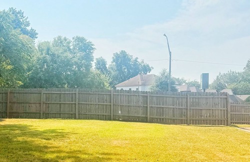 Fort Smith Apartment | Adorable garage apartment in charming Fort Smith
