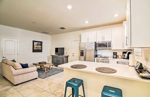 Desert View Village Cottage | Adorable Guest House