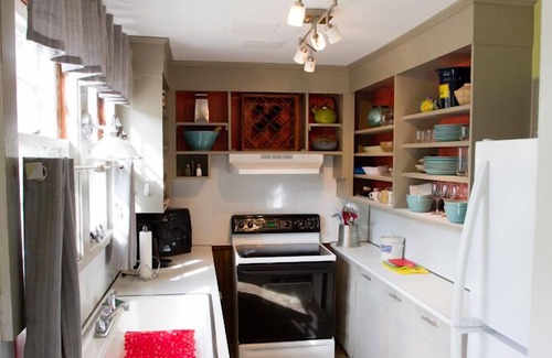 Westbrook Center Cottage | Adorable large beach cottage