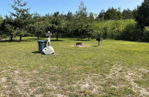 Petoskey RV Rental | Adorable little campground in Petoskey with river nature views