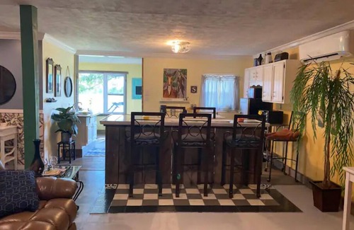 Saint Francis Other | Adorable one bedroom with fireplace/kitchenette