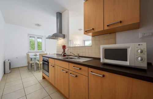 Monterol Apartment | ADRIA house with apartments /Adria APARTMENT B5