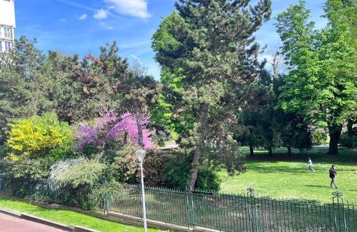 Choisy-le-Roi Apartment | Adrien & Minmin's cozy home, 15 minutes to Paris