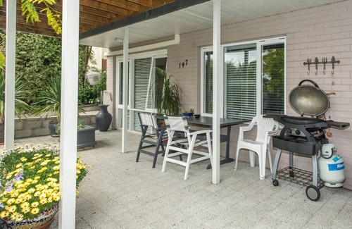 Mount Clarence Apartment | Adult Retreat Accomodation