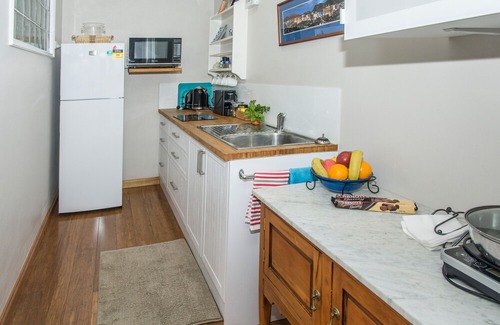 Mount Clarence Apartment | Adult Retreat Accomodation