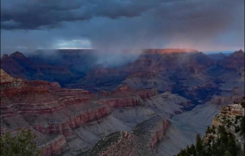 Big Water Apartment | Adventure Base #2 by Lake Powell