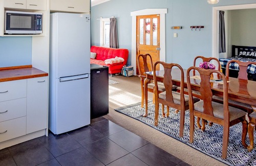 Raetihi House | Adventure Base - Raetihi Holiday Home