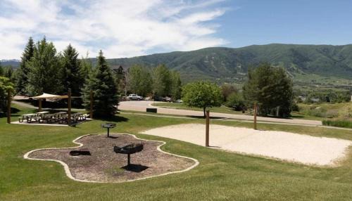 Eden House | Adventure & Relaxation Awaits Near Powder Mountain Eden Utah All Season Retreat Golf and Ski Resort