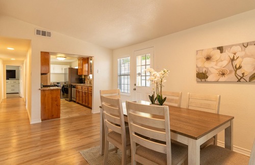 Flower Mound House | Adventurous Getaway! By the Lake