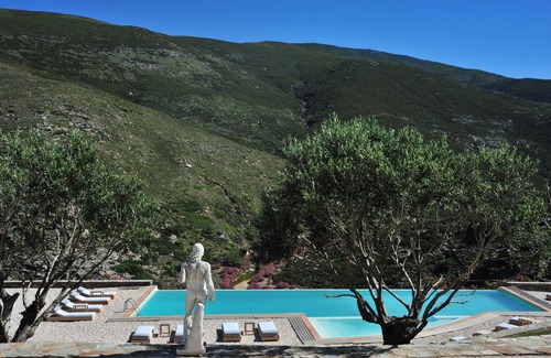 Andros Villa | Aegean Villa with view of the Aegean Sea