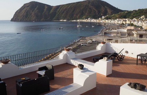 Canneto Apartment | Aeolian Islands Lipari - Canneto - Calandra 2+2 holiday homeseolie