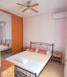 Lavreotiki Apartment | AEOLOS SeaSide Home