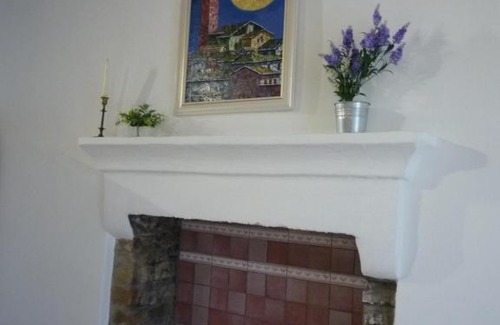 Verduno Apartment | affascinante appartamento con vista a Verduno