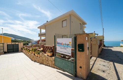 Lu Bagnu Apartment | AffittaSardegna - Quadri Alba