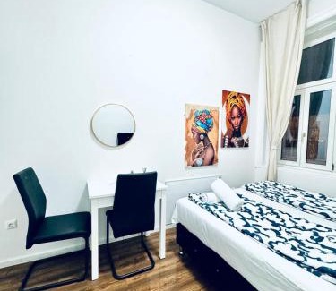 Liesing Apartment | Affordable 5BR Shared Apt, 11 Min to Atzgersdorf