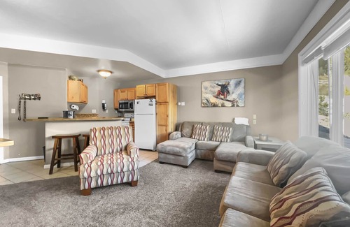 Copper Mountain Village Condo | Affordable Ski Condo with great views and shared hot tub! TL212