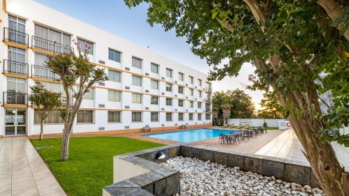 Ermelo Hotel | African Sky Ermelo Inn