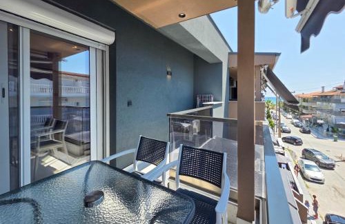 Katerini Apartment | AFRODITI Suites by SDR