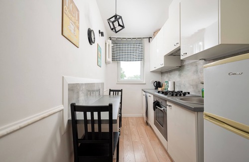 Saska Kepa Apartment | Afrykańska Deluxe Apartment