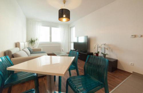 Ruzinov Apartment | After Eight Apartment