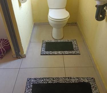 Germiston House | Agnes Guest House