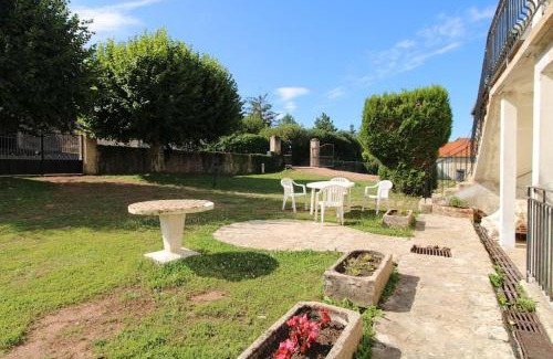 Germagny House | Agréable maison de campagne 12 voyageurs