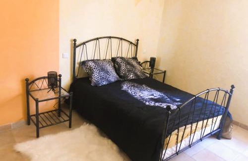 Sigean House | Agréable maison de ville avec patio