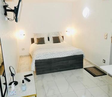 Champeval Apartment | Agréable studio à proximité de Paris et Henri Mondor