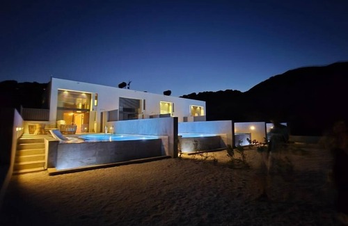 Patsianos House | Agrimi Luxury Suite with Private Pool