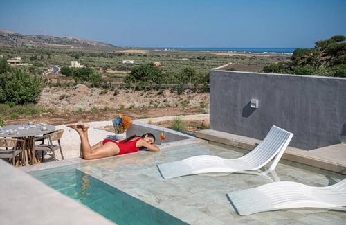 Patsianos House | Agrimi Luxury Suite with Private Pool
