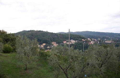 San Baronto House | Agriturismo Borgo La Casetta