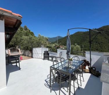 Isolabona House | Agriturismo Colline Morghetta