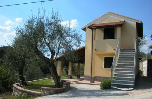 Sarzana House | Agriturismo Il Monticello