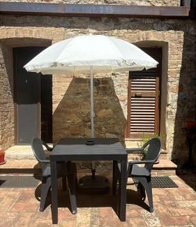 San Quirico d'Orcia Apartment | Agriturismo Le Querciole in Val d'Orcia