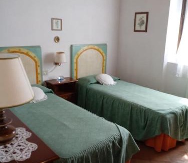 Castagneto Carducci House | Agriturismo Sughericcio