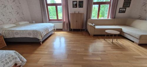 Krzywe House | Agroturystyka przy Trakcie w Krzywem