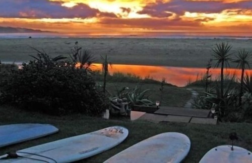 Ahipara House | Ahipara Surf Lodge - SEE NEW LISTING