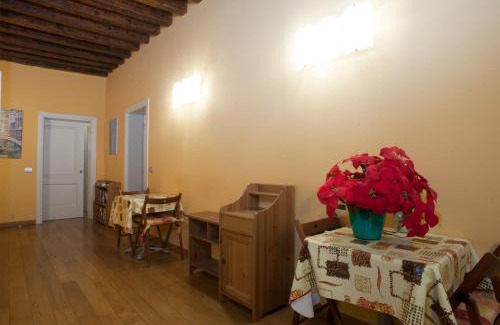 Castello House | Ai Tagliapietra